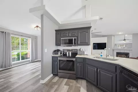 Kitchen - 3932 Harbors Port St, Pace, FL 32571 photo 4 of 4