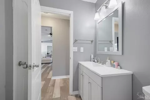 Bath - 3932 Harbors Port St, Pace, FL 32571 photo 5 of 6
