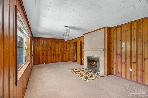 Living - 2780 Mcduffie Ln, Jay, FL 32565 photo 3 of 7