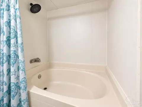 4918 Legend Creek Ln, Pace, FL 32571 photo 16
