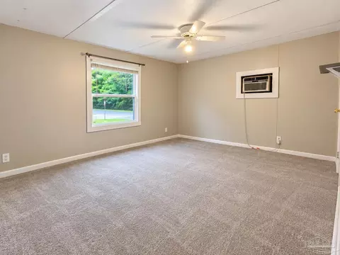 4918 Legend Creek Ln, Pace, FL 32571 photo 12