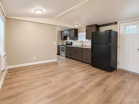 4918 Legend Creek Ln, Pace, FL 32571 photo 7