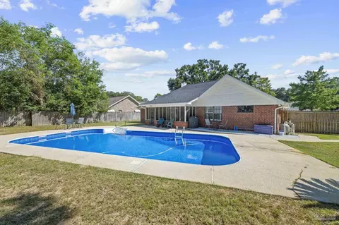 Exterior - 3532 Victory Dr, Pace, FL 32571 photo 7 of 10