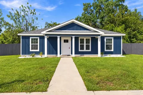 3017 Berwick St, Pensacola, FL 32503
