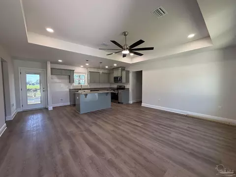 Living - 5142 Blackmon Dr, Jay, FL 32565 photo 1 of 3