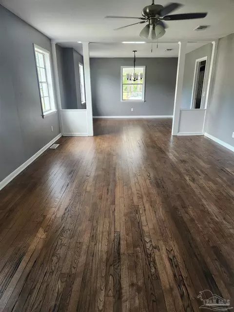 Living - 4941 Henry St, Milton, FL 32570 photo 1 of 4