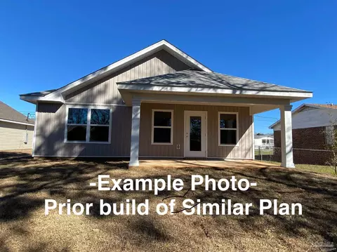 Exterior - 3981 Mccutchin Dr, Jay, FL 32565 photo 4 of 5