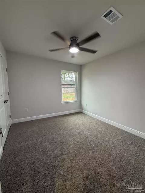 Bedroom - 3981 Mccutchin Dr, Jay, FL 32565 photo 3 of 3