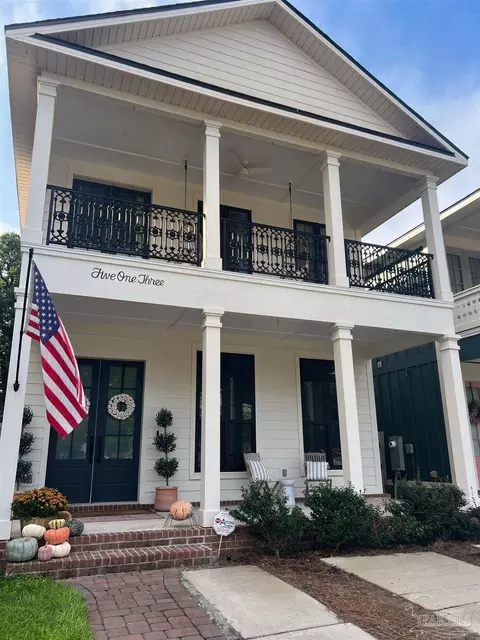 513 W Wright St, Pensacola, FL 32501