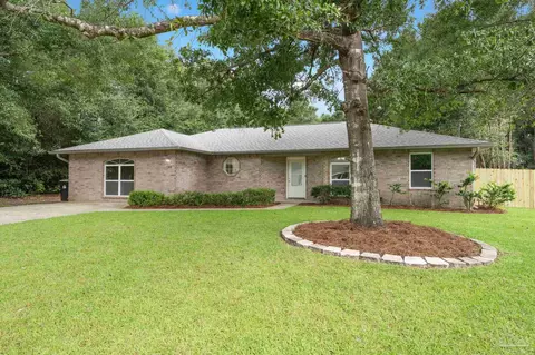 Exterior - 7448 Rustling Pines Dr, Milton, FL 32583 photo 3 of 6