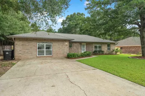 Exterior - 7448 Rustling Pines Dr, Milton, FL 32583 photo 2 of 6
