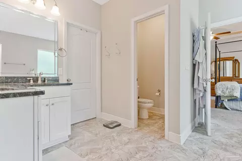 Bath - 7071 Foxboro Cir, Pace, FL 32571 photo 12 of 13