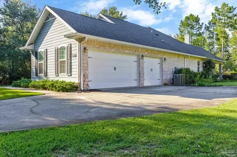 Exterior - 7071 Foxboro Cir, Pace, FL 32571 photo 2 of 15