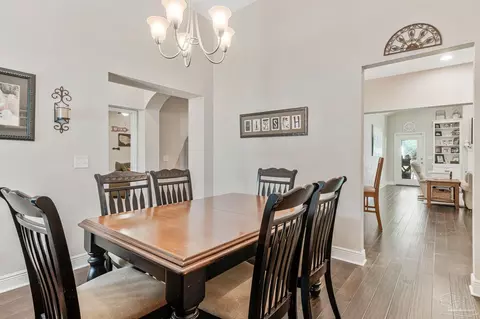 Entry Way - 7071 Foxboro Cir, Pace, FL 32571 photo 3 of 7