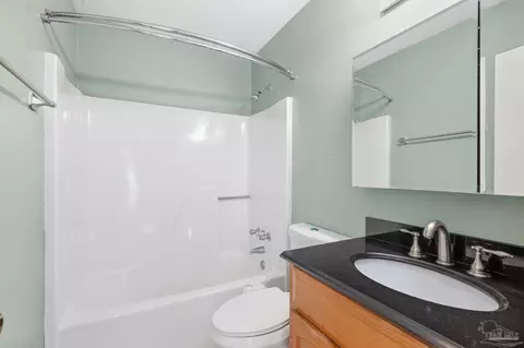 Bath - 5737 Bronco Pl, Milton, FL 32570 photo 2 of 3