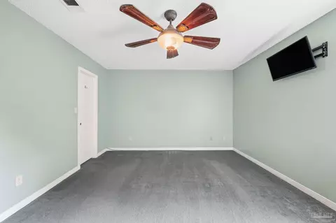 Bedroom - 5737 Bronco Pl, Milton, FL 32570 photo 2 of 9