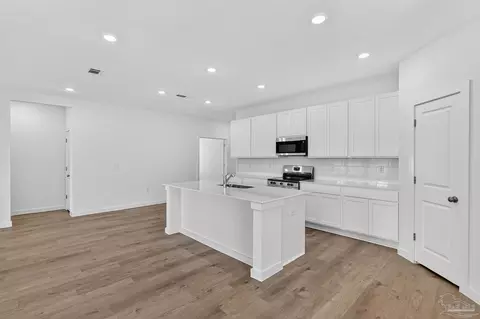 Kitchen - 5979 Serrate St #HS 30J, Pace, FL 32571 photo 3 of 3