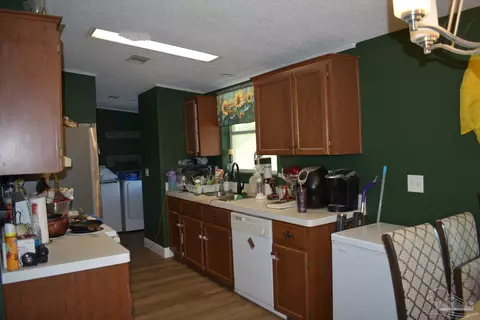 9587 S Trace Rd, Milton, FL 32583 photo 5