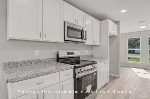 Kitchen - 4064 Lancer St, Pace, FL 32571 photo 2 of 2