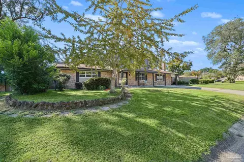 Exterior - 5529 Andromeda Dr, Milton, FL 32570 photo 12 of 14
