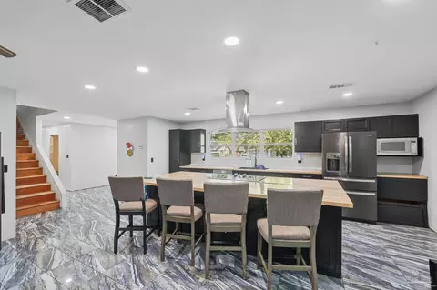 Kitchen - 5529 Andromeda Dr, Milton, FL 32570 photo 3 of 8