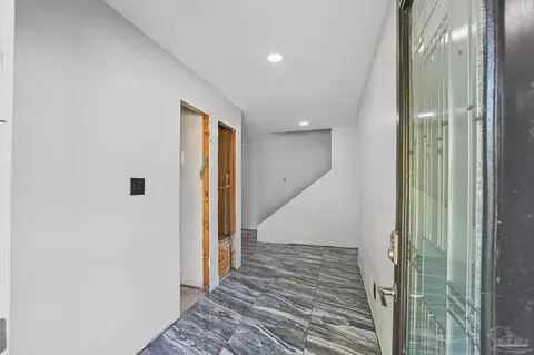 Entry Way - 5529 Andromeda Dr, Milton, FL 32570 photo 1 of 4