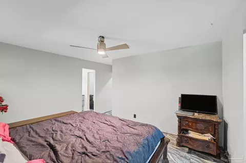 Bedroom - 5529 Andromeda Dr, Milton, FL 32570 photo 4 of 8