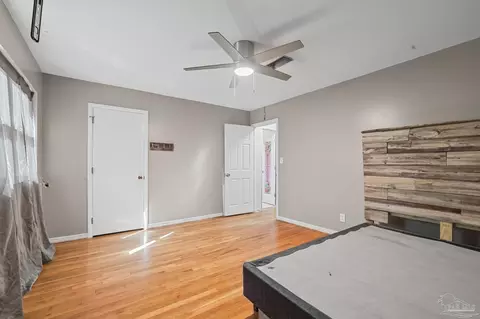Bedroom - 5529 Andromeda Dr, Milton, FL 32570 photo 8 of 8