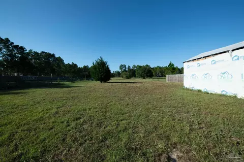 Exterior - 9542 Permenter Rd, Milton, FL 32583 photo 3 of 3