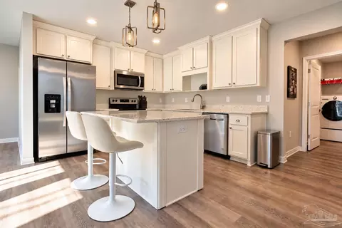 Kitchen - 9542 Permenter Rd, Milton, FL 32583 photo 1 of 2