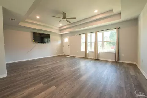 Living - 9542 Permenter Rd, Milton, FL 32583 photo 2 of 2