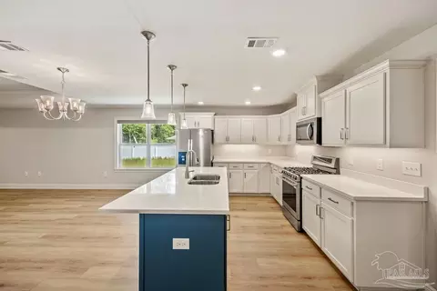 Kitchen - 5245 Burt Ln, Pace, FL 32571 photo 2 of 3