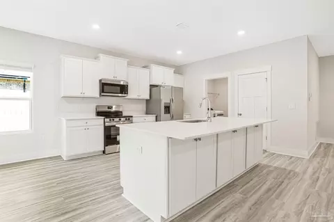 Kitchen - 3219 Water Birch Rd, Cantonment, FL 32533 photo 1 of 5