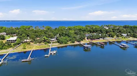 14725 Innerarity Pt Rd, Pensacola, FL 32507