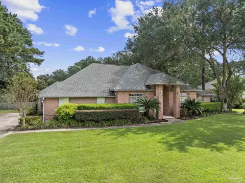 Exterior - 5706 English Turn Dr, Pace, FL 32571 photo 2 of 5