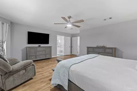 Bedroom - 5706 English Turn Dr, Pace, FL 32571 photo 2 of 7