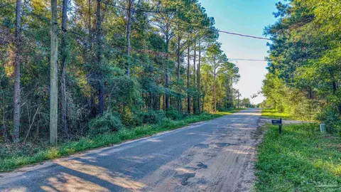 5348 Short Trl, Milton, FL 32583 photo 2