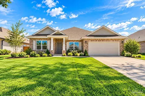 5023 Vanerka Dr, Gulf Breeze, FL 32563