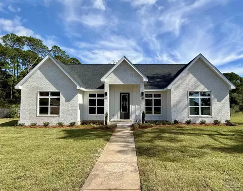 5000 Shoshone Dr, Pensacola, FL 32507