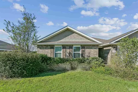 Exterior - 4690 Perception Cir, Milton, FL 32570 photo 5 of 15