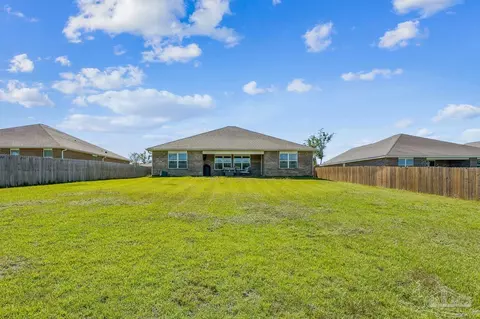 Exterior - 4690 Perception Cir, Milton, FL 32570 photo 10 of 15