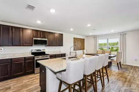 Kitchen - 4690 Perception Cir, Milton, FL 32570 photo 3 of 3