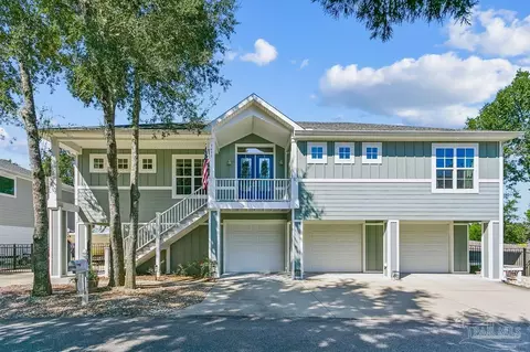 Exterior - 7677 Petersen Pt Rd, Milton, FL 32583 photo 2 of 11