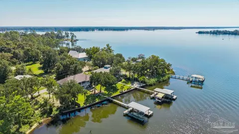 View/Area - 7677 Petersen Pt Rd, Milton, FL 32583 photo 4 of 5