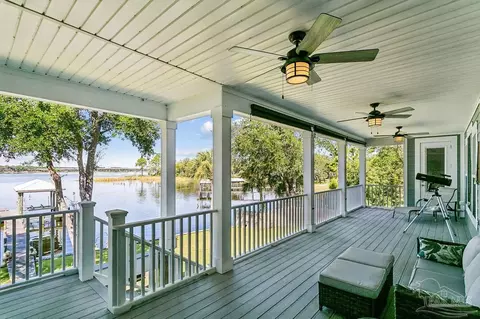 Exterior - 7677 Petersen Pt Rd, Milton, FL 32583 photo 8 of 11