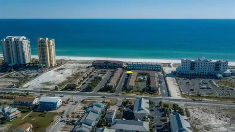 8425 Gulf Blvd #112, Navarre, FL 32566
