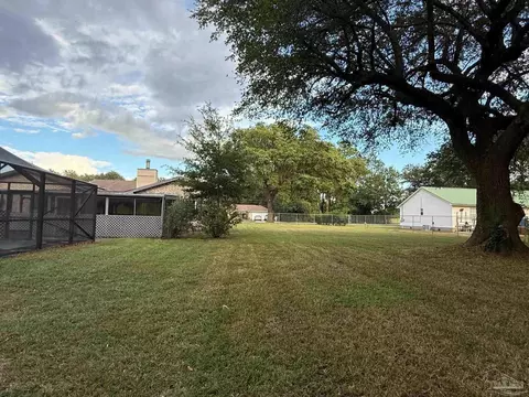 Exterior - 5749 Windermere Trce, Pace, FL 32571 photo 4 of 5