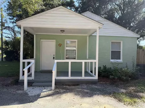 53 W Carver Dr, Pensacola, FL 32507