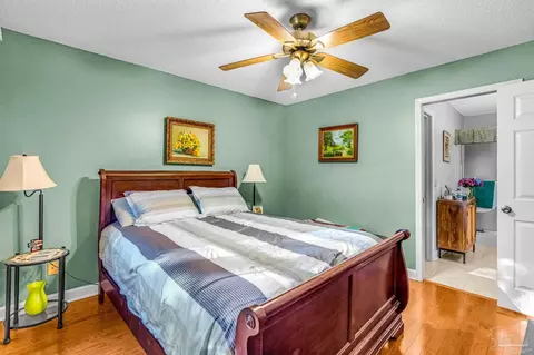 Bedroom - 2400 Renfroe Rd, Pace, FL 32571 photo 5 of 5