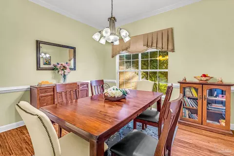 Dining - 2400 Renfroe Rd, Pace, FL 32571 photo 3 of 4